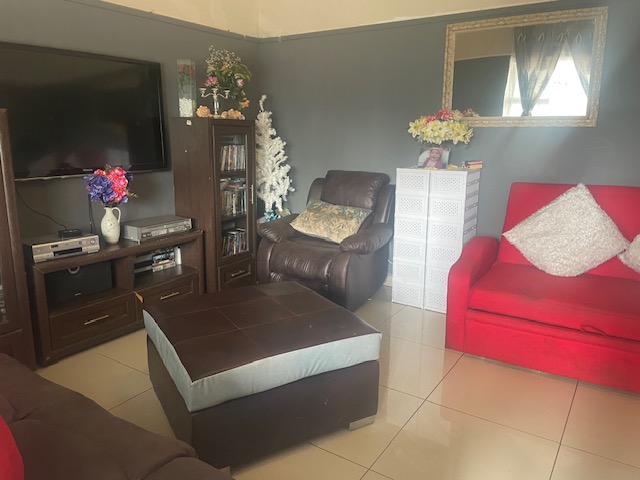 3 Bedroom Property for Sale in Southernwood Eastern Cape